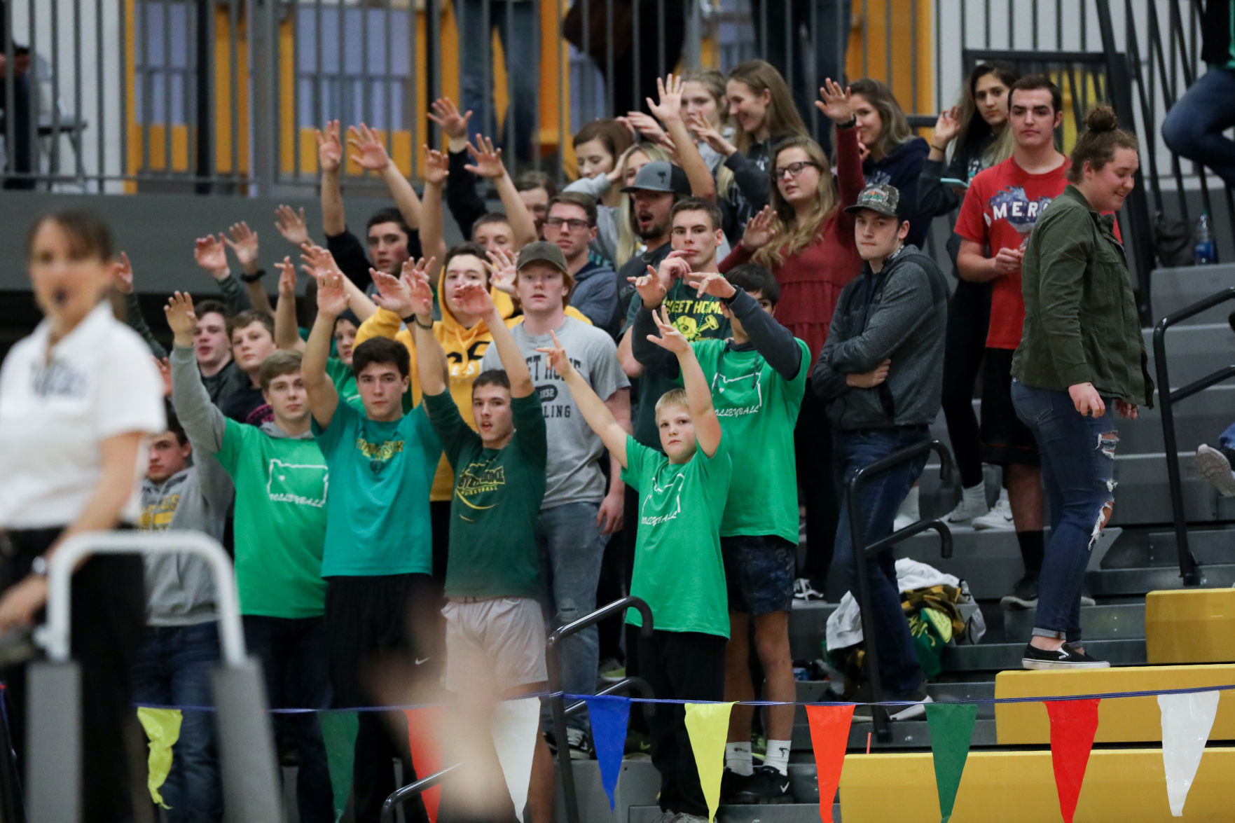 Sweet Home vs. Valley Catholic Volleyball Championship